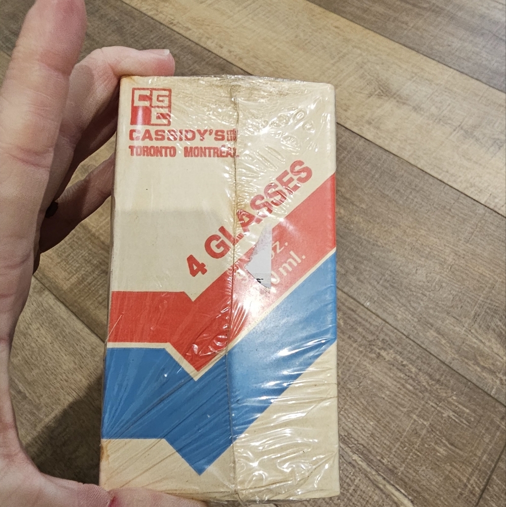 Vintage glasses BNIB - Picture 4 of 6